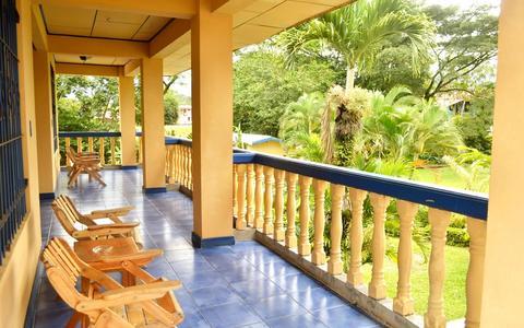Mayol Lodge La Fortuna Exterior photo